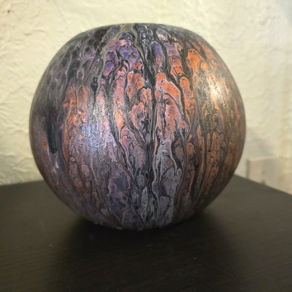 HANDCRAFTED Upcycled Glass Artwork HANDPAINTED Tabletop ART Decor Round Vase - Picture 3 of 17